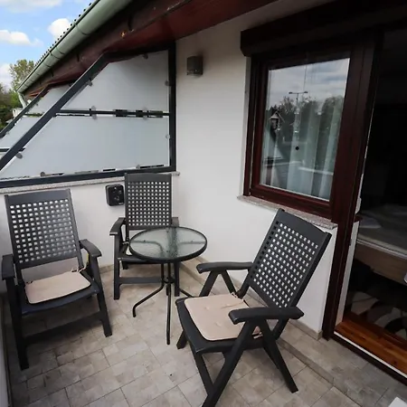 Vadkacsa Panzio Bed & Breakfast