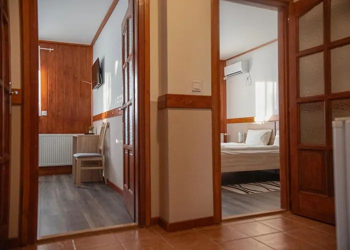 Vadkacsa Panzio 3* Balatonkenese